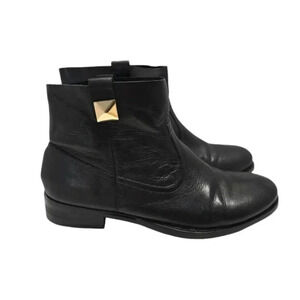 {Report Signature} Women's Roland Black Leather Booties Size 9